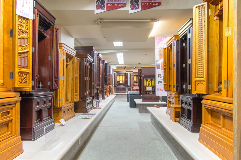 岸佛光堂岡山店内観