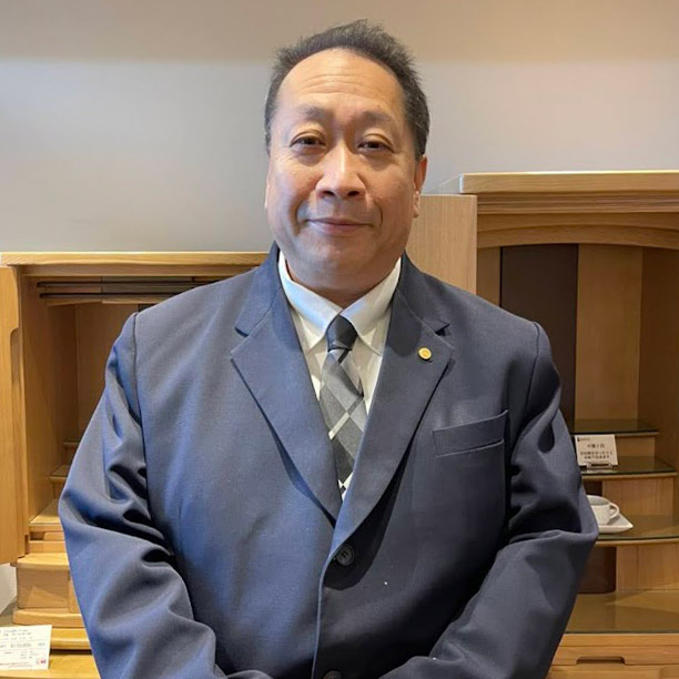 岸佛光堂 New style仏壇 岡山西店 難波さん